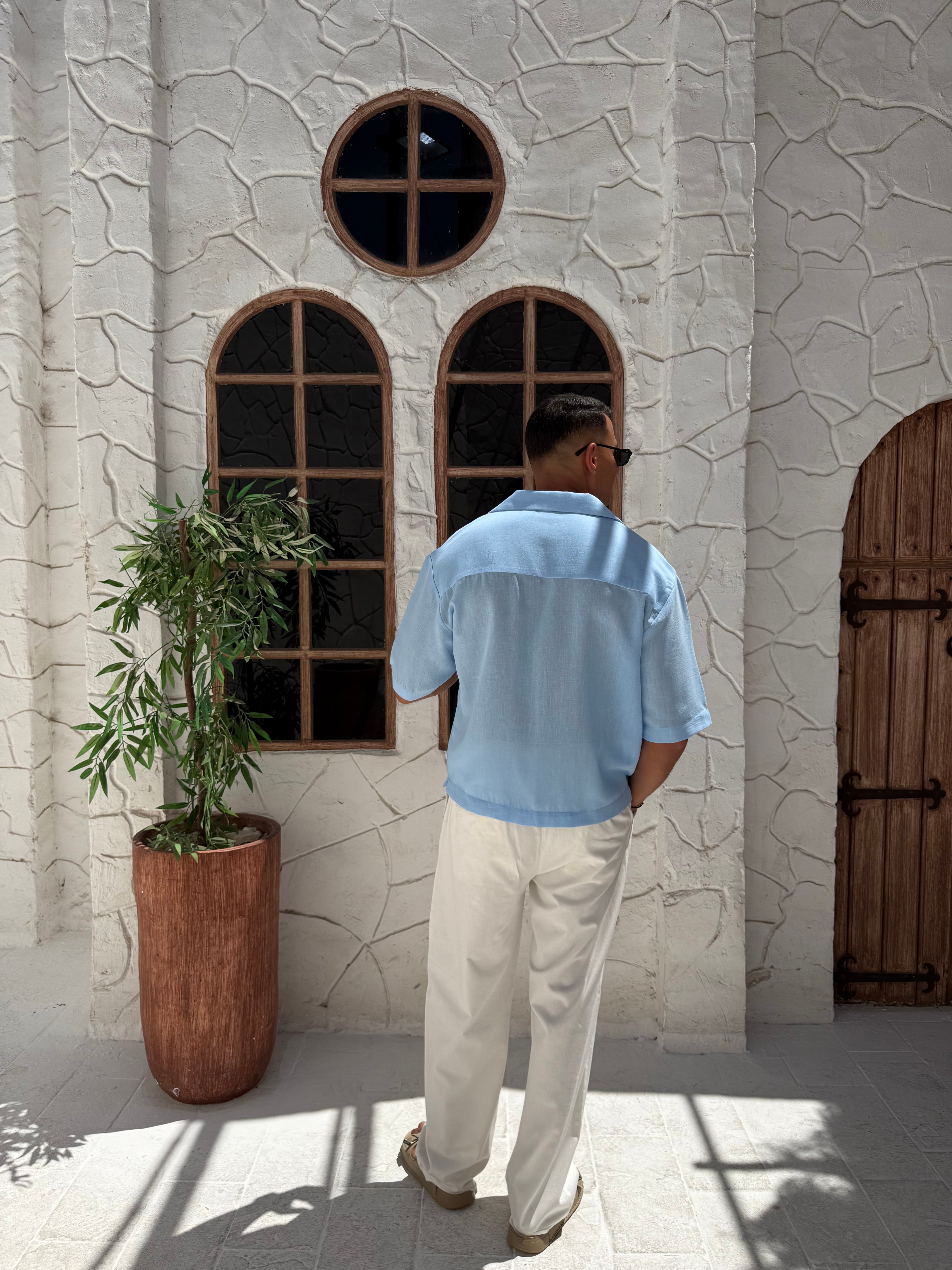 Linen shirt with half sleeves