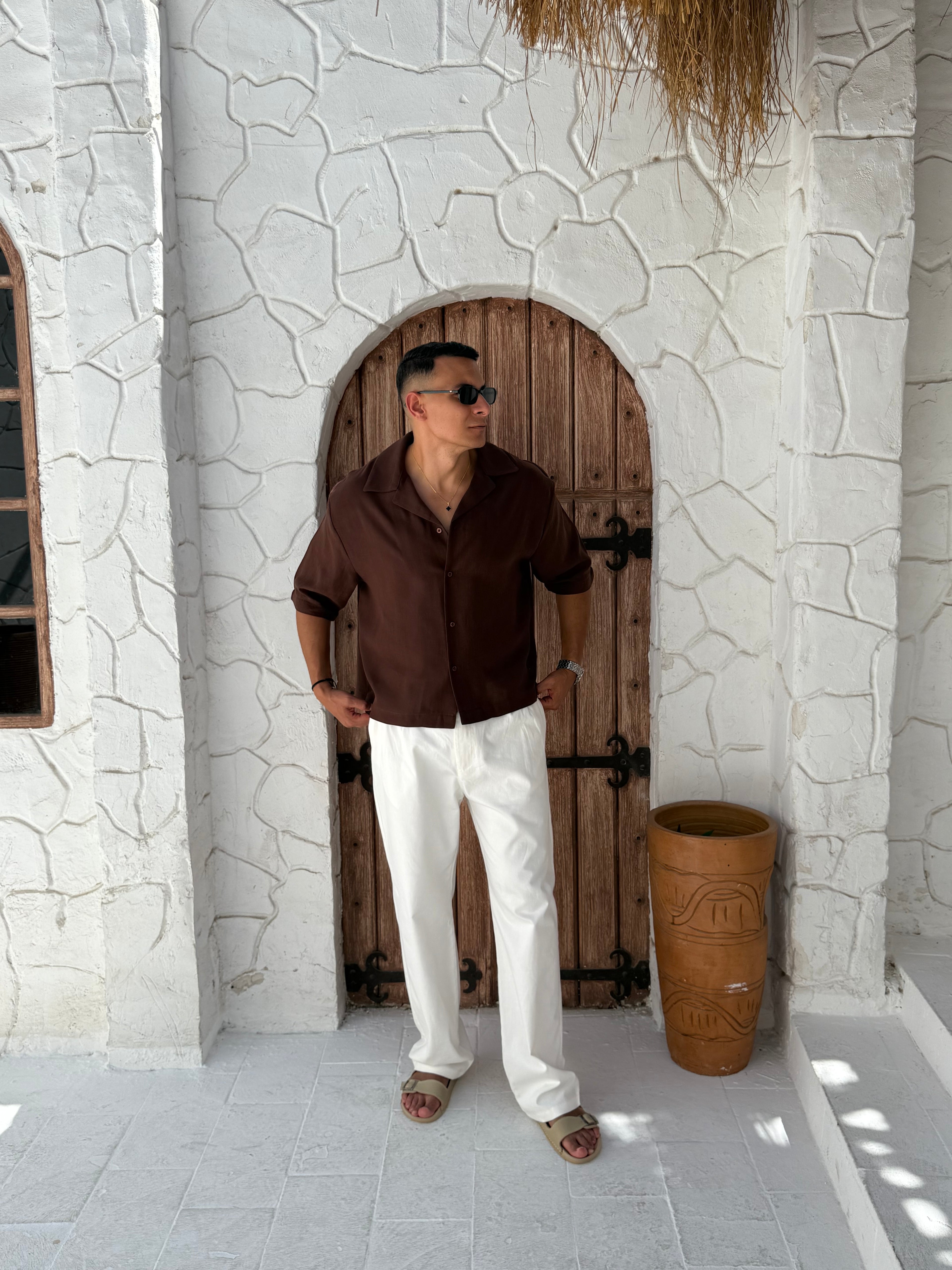 Linen shirt with half sleeves