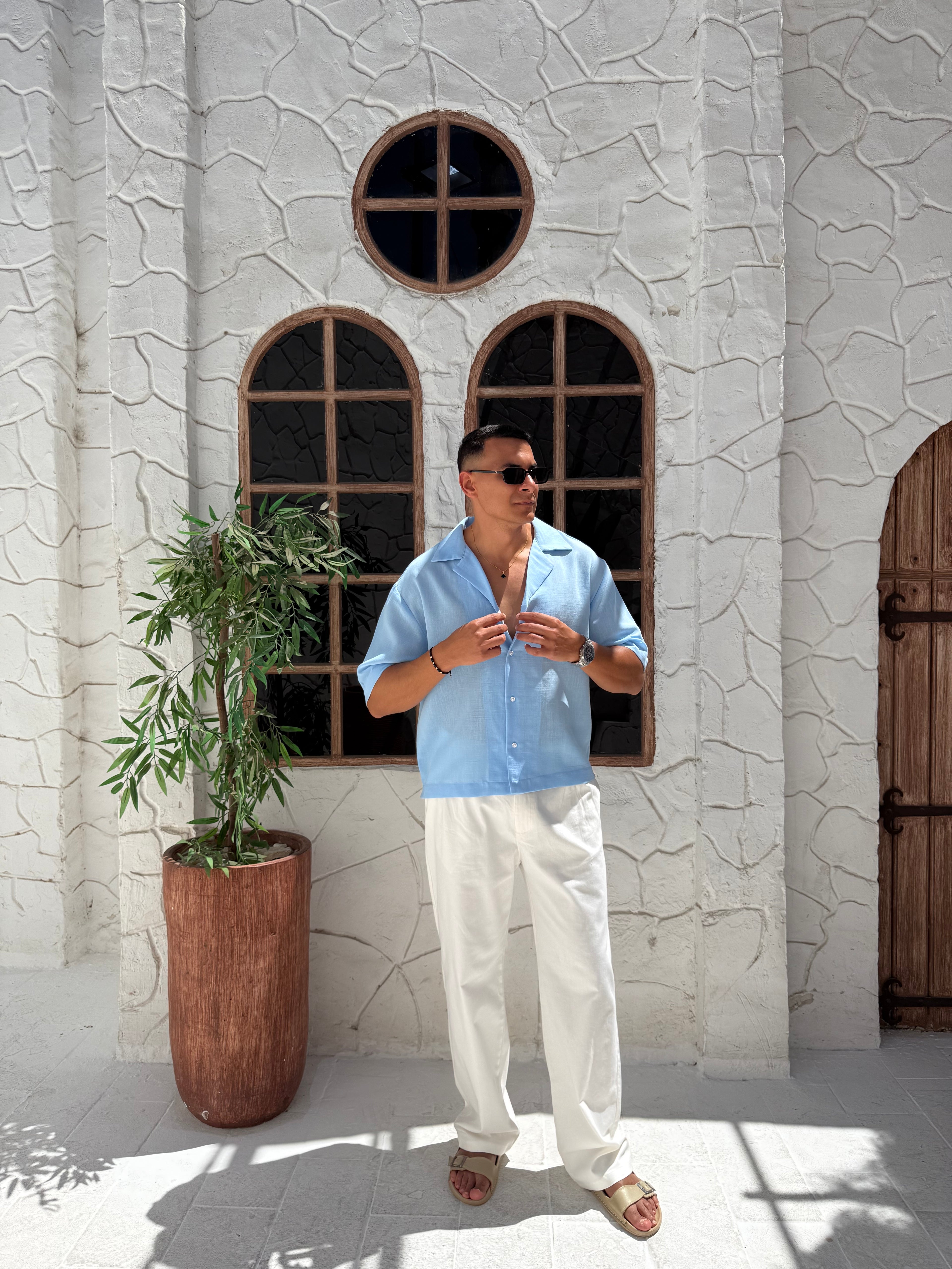 Linen shirt with half sleeves