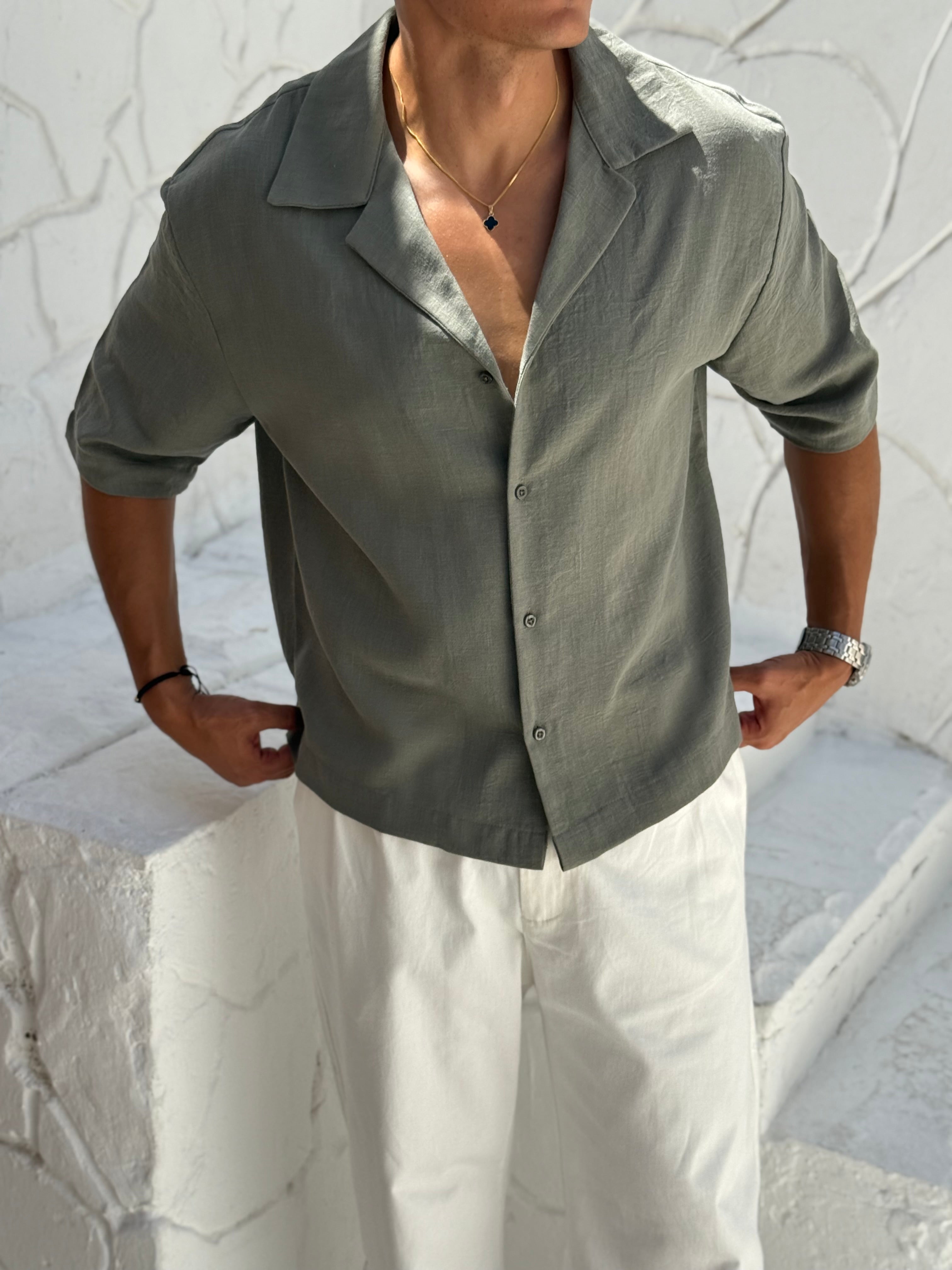 Linen shirt with half sleeves